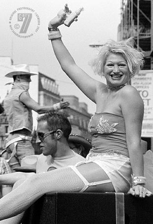 GayFest 2001: smiling drag queen & cowboy